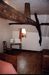 chambre rouge2.jpg (19721 octets)
